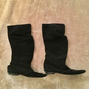 Penny Loves Kenny | Black Suede Slouchy Boots